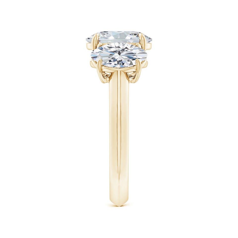 Lab-Grown Oval Diamond Three Stone Knife-Edge Shank Engagement Ring